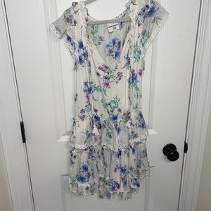 Short sleeve floral dress size M